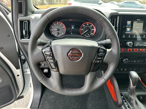 New 2026 Nissan Frontier Pro-X w/ Pro-X Convenience Package RWD image 24