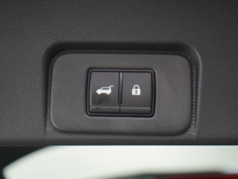 Used 2026 Nissan Rogue Platinum w/ Platinum Premium Package AWD/4WD image 17