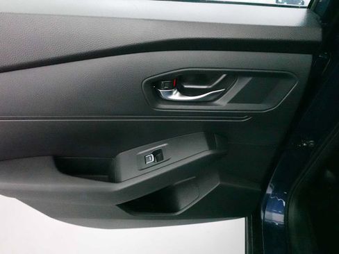 Used 2023 Honda Accord EX image 25