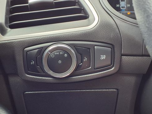 Used 2024 Ford Edge SEL AWD/4WD image 18