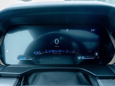 Used 2022 Jeep Grand Cherokee Overland w/ Adv Protech Group III image 12