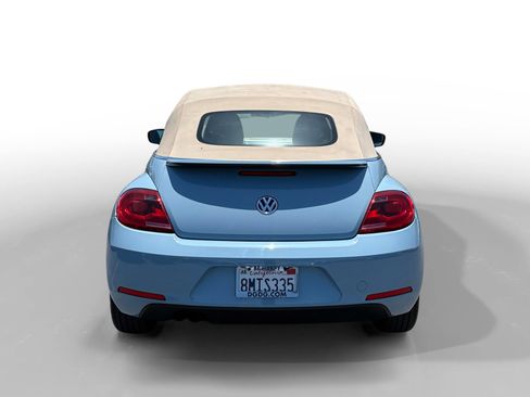 Used 2013 Volkswagen Beetle 2.5 FWD image 4
