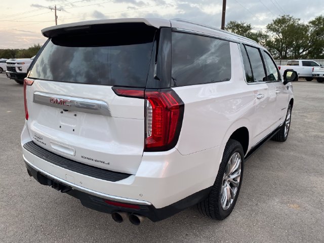 Used 2023 GMC Yukon XL Denali w/ Max Trailering Package AWD/4WD image 6