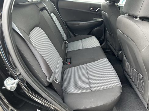 Used 2019 Hyundai Kona SE image 16