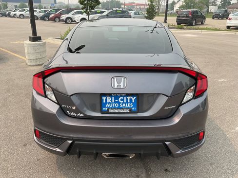 Used 2020 Honda Civic Sport image 6