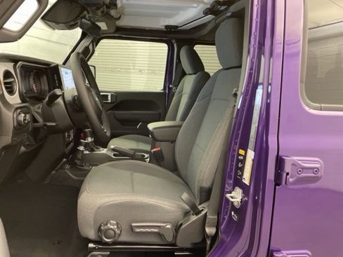 New 2026 Jeep Gladiator Sport image 14