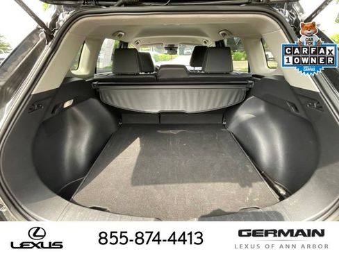 Used 2025 Toyota Corolla Cross XLE AWD/4WD image 22
