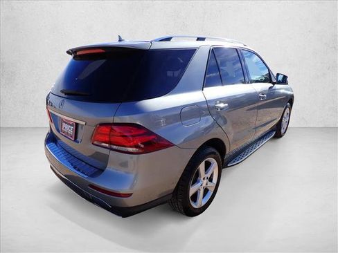 Used 2016 Mercedes-Benz GLE 350 image 4