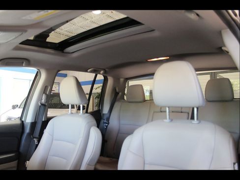 Certified 2023 Honda Ridgeline RTL image 12