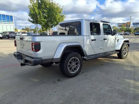 Used 2022 Jeep Gladiator Overland w/ Popular Equipment Package image 22