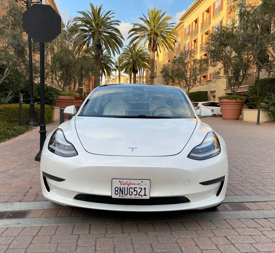 Used 2019 Tesla Model 3 Long Range RWD image 4