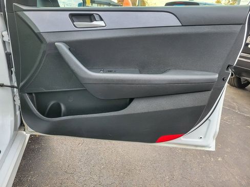 Used 2019 Hyundai Sonata SE image 19