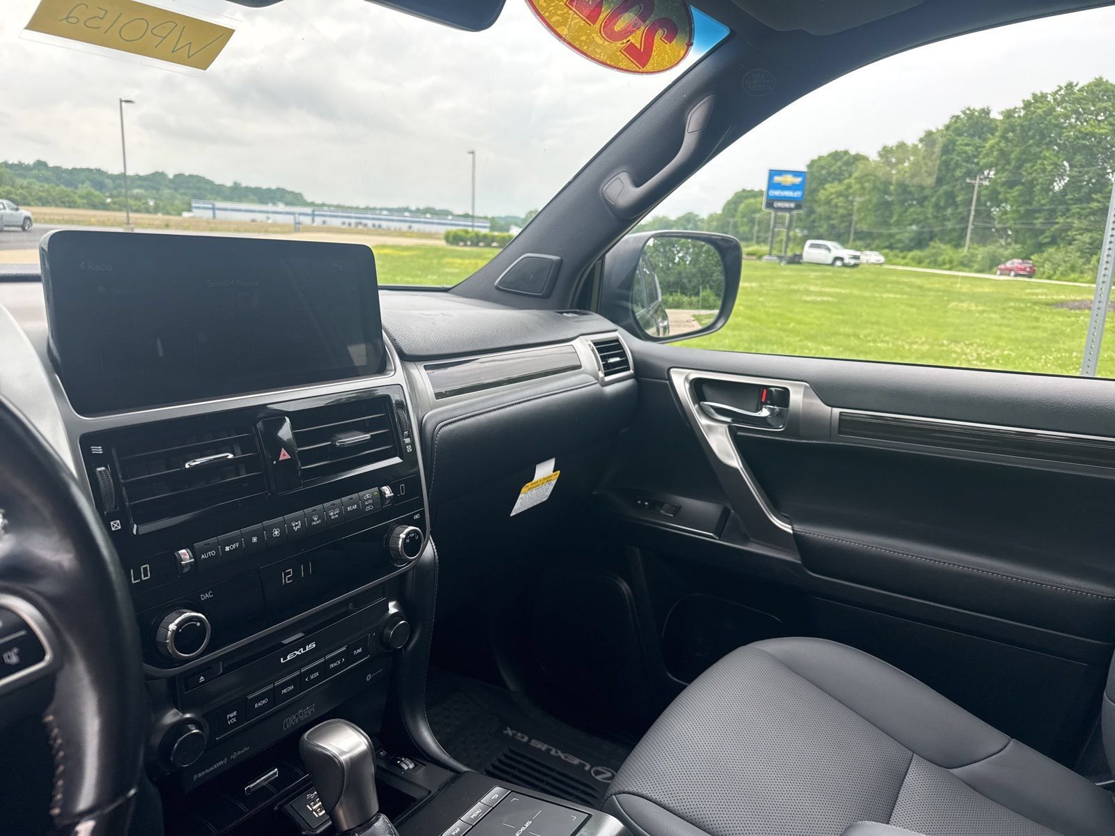 Used 2023 Lexus GX 460 Premium w/ Premium Plus Package AWD/4WD image 28
