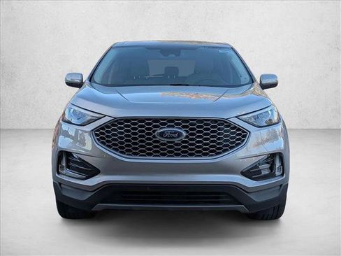 Used 2023 Ford Edge SEL w/ Convenience Package image 2