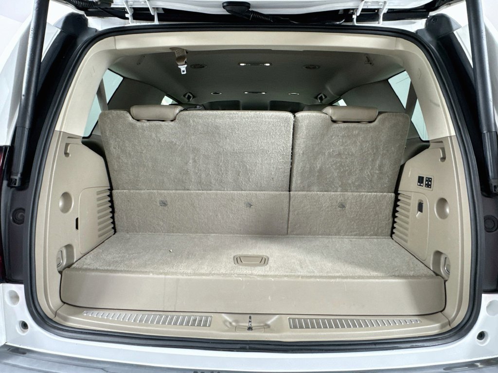 Used 2015 Chevrolet Tahoe LT w/ Luxury Package RWD image 31