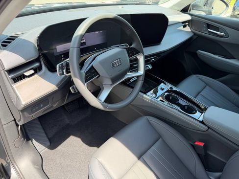 New 2026 Audi Q3 quattro 2.0T AWD/4WD image 14