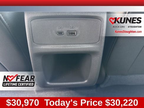 New 2026 Buick Envista Sport Touring w/ Convenience I Package FWD image 42