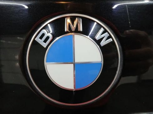 Used 2021 BMW X7 xDrive40i w/ M Sport Package AWD/4WD image 23