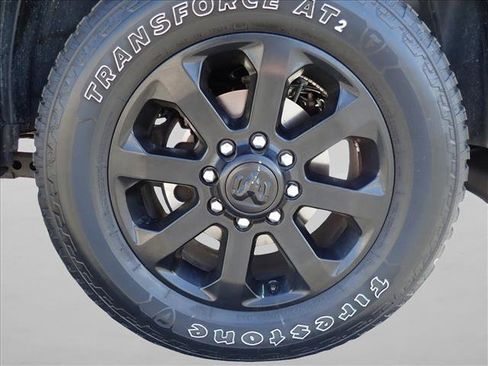 Used 2025 RAM 2500 Laramie AWD/4WD image 6