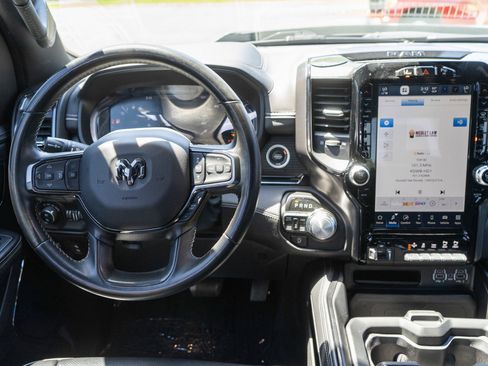 Used 2023 RAM 1500 Limited AWD/4WD image 12