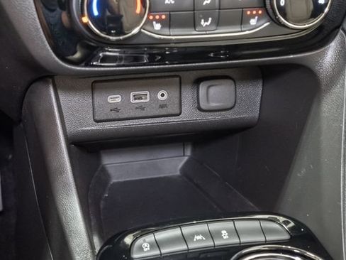 Used 2023 Buick Encore GX Preferred w/ Cold Weather Comfort Package FWD image 21