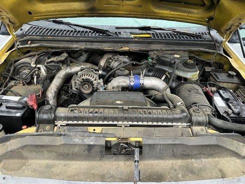 Used 2004 Ford F350 XL image 10