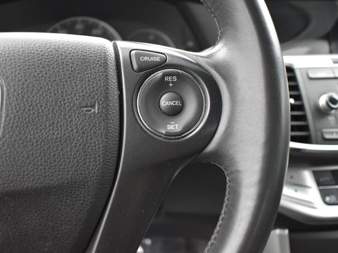 Used 2013 Honda Accord Sport image 11