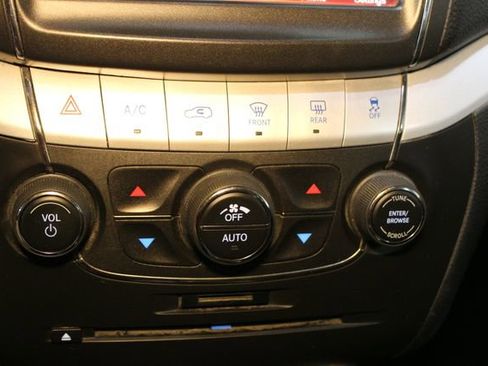Used 2017 Dodge Journey GT w/ Driver Convenience Group FWD image 26