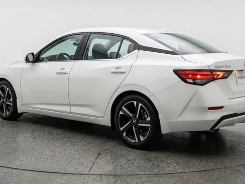 Used 2025 Nissan Sentra SV FWD image 6
