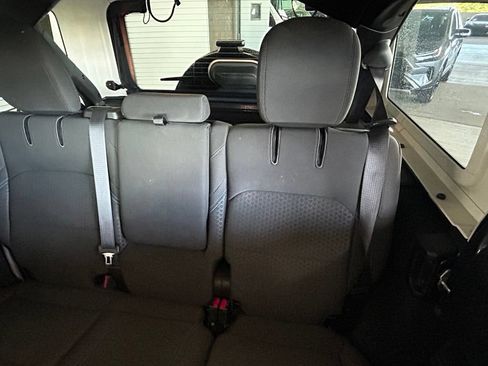 Used 2024 Jeep Wrangler Unlimited Rubicon 4xe AWD/4WD image 14