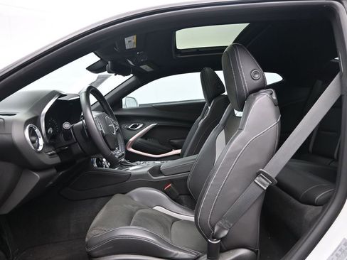 Used 2019 Chevrolet Camaro SS image 25