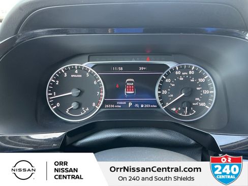 Used 2025 Nissan Pathfinder SL image 17