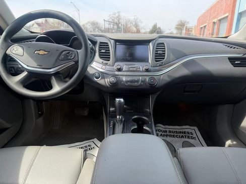 Used 2018 Chevrolet Impala LS image 27