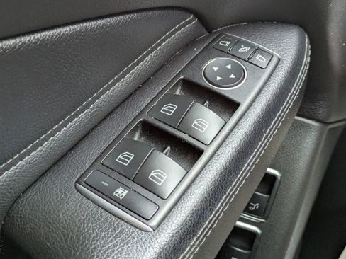 Used 2017 Mercedes-Benz GLS 450 4MATIC image 22