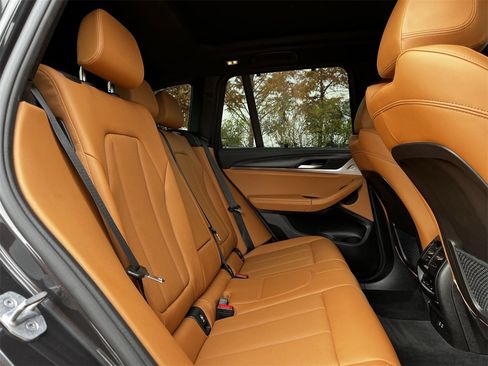 Used 2022 BMW X3 M40i w/ Parking Assistance Package image 27