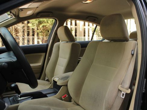 Used 2012 Honda Accord LX image 16