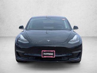 Used 2018 Tesla Model 3 Long Range video 2