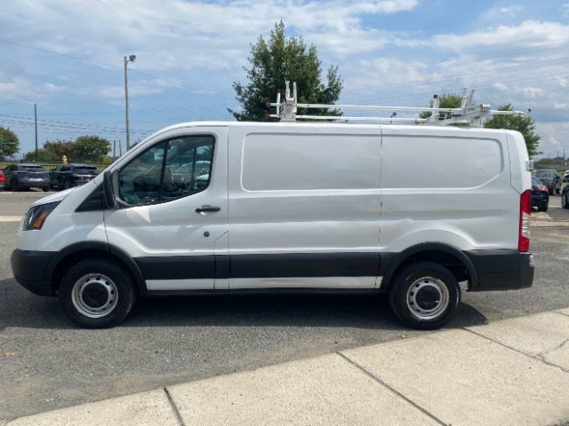 Used 2019 Ford Transit 250 130 Low Roof RWD image 2