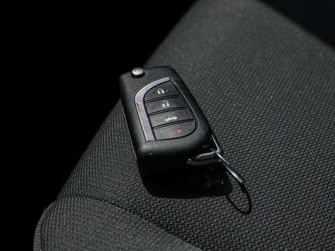 Used 2024 Toyota Corolla LE FWD image 35