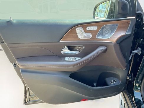 Used 2023 Mercedes-Benz GLS 450 4MATIC w/ AMG Line Exterior image 20