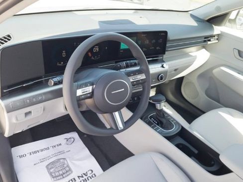 New 2027 Hyundai Kona SE FWD image 12