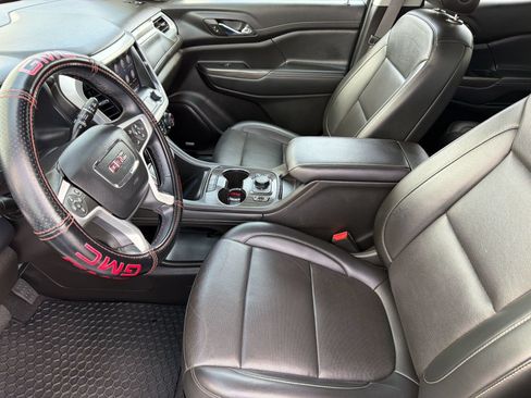 Used 2023 GMC Acadia SLT FWD image 5