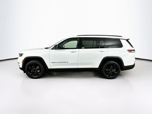Used 2023 Jeep Grand Cherokee L Laredo AWD/4WD image 4