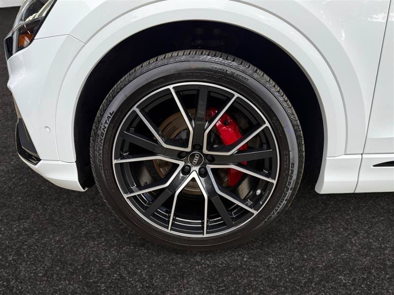 Used 2022 Audi Q8 Prestige AWD/4WD image 17