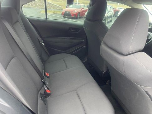 Used 2022 Toyota Corolla LE image 7