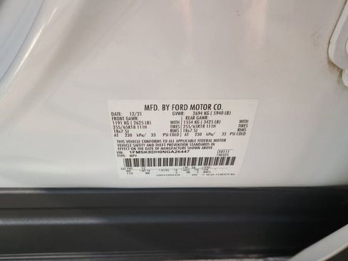 Used 2022 Ford Explorer XLT image 22