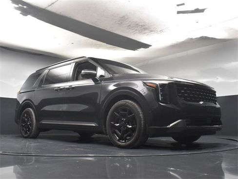 Certified 2025 Kia Carnival SX Prestige image 37