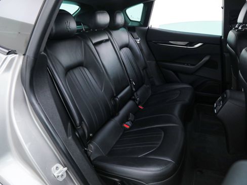 Certified 2022 Maserati Levante GT AWD/4WD image 14