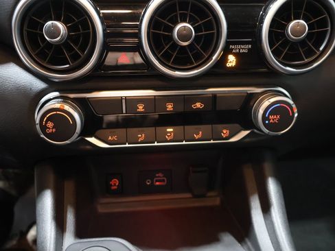 Used 2024 Nissan Sentra S image 28