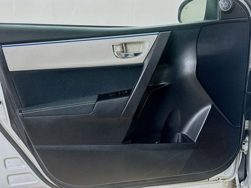 Used 2014 Toyota Corolla LE w/ Protection Package image 11